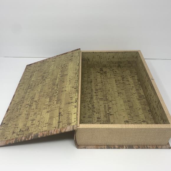 NWOT Halloween WITCH'S HANDBOOK spell book spellbook tabletop decor vintage look - Picture 6 of 10